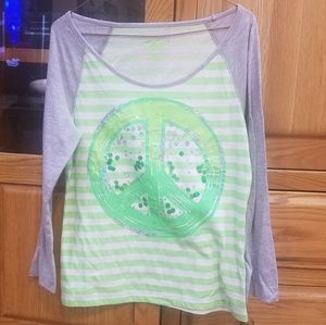Grey and green peace tee